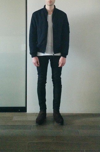 Какие бомберы носить с коричневыми ботинками челси мужчине