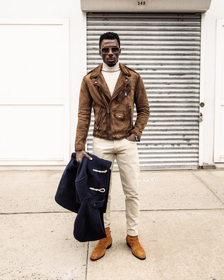 Какие дафлкоты носить с коричневыми ботинками челси мужчине