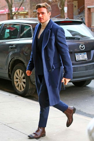 Какие костюмы носить с коричневыми ботинками челси