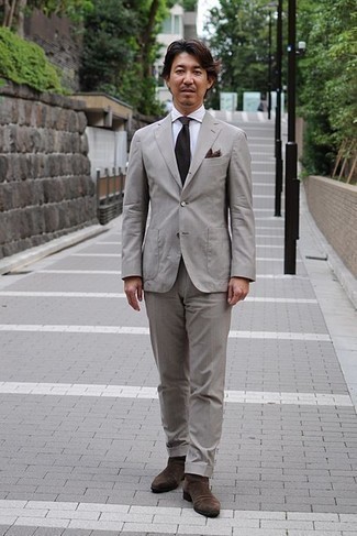 Какие костюмы носить с коричневыми ботинками челси