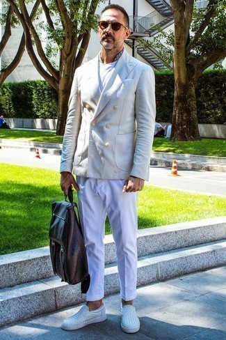 Какие пиджаки носить с коричневыми брюками чинос