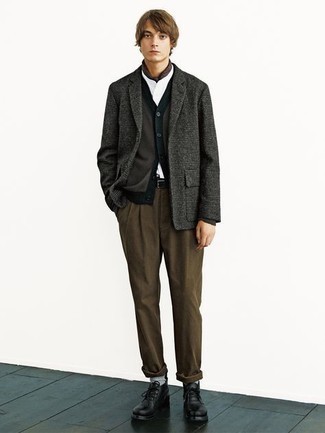 Какие ботинки дезерты носить с коричневыми брюками чинос