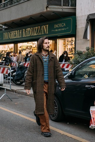 Какие лоферы носить с коричневыми брюками чинос