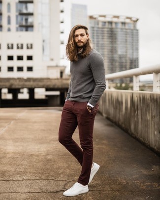 Какие низкие кеды носить с коричневыми брюками чинос