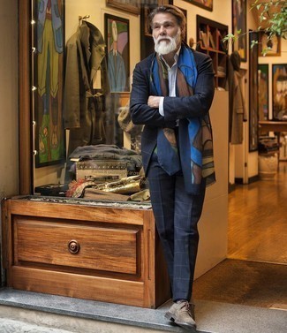 Какие костюмы носить с коричневыми туфлями дерби