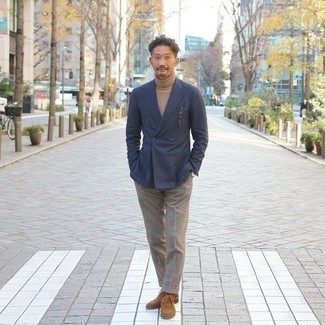 Какие двубортные пиджаки носить с коричневыми ботинками дезертами