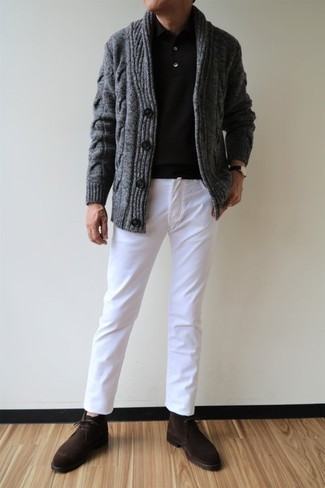 Какие футболки-поло носить с коричневыми ботинками дезертами