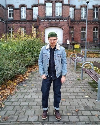 Какие короткие дубленки носить с коричневыми ботинками дезертами