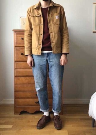 Какие свитшоты носить с коричневыми ботинками дезертами