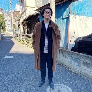 С чем носить коричневый дафлкот мужчине