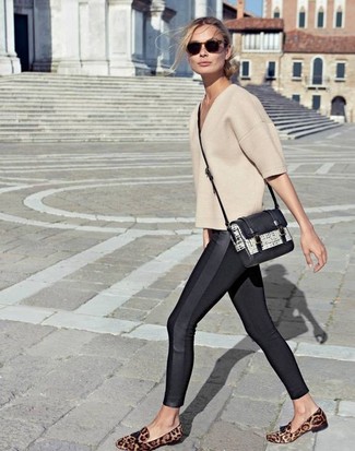 С чем носить коричневые туфли на плоской подошве