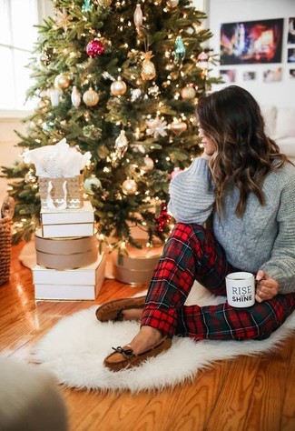 С чем носить коричневые туфли на плоской подошве