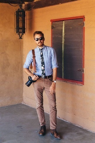 Какие туфли дерби носить с коричневыми джинсами