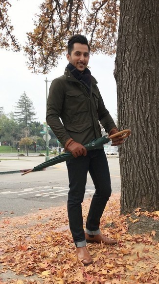 С чем носить коричневые кожаные перчатки мужчине