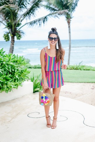 С чем носить коричневые кожаные босоножки на каблуке