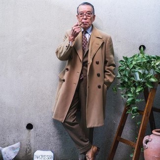 С чем носить коричневые кожаные оксфорды