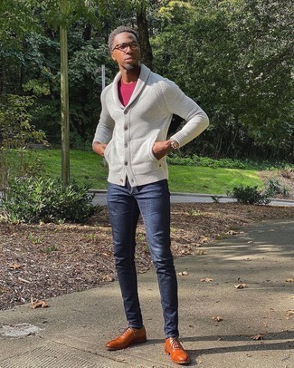 С чем носить коричневые кожаные оксфорды в 20 лет