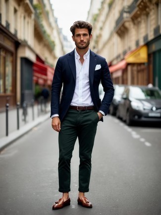 С чем носить коричневые кожаные лоферы с кисточками