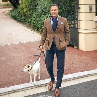 С чем носить коричневые кожаные лоферы с кисточками