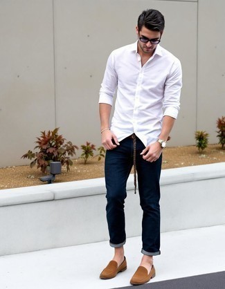 Какие джинсы носить с коричневыми лоферами мужчине
