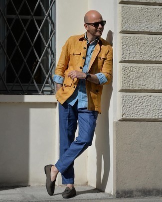 Какие куртки-рубашки носить с коричневыми лоферами мужчине