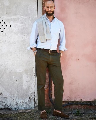 Какие свитшоты носить с коричневыми лоферами мужчине