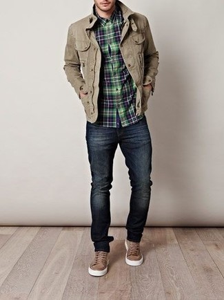 Какие полевые куртки носить с коричневыми низкими кедами