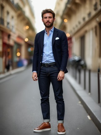 С чем носить коричневые низкие кеды мужчине