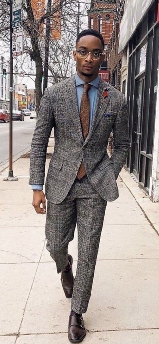 Какие костюмы носить с коричневыми монками