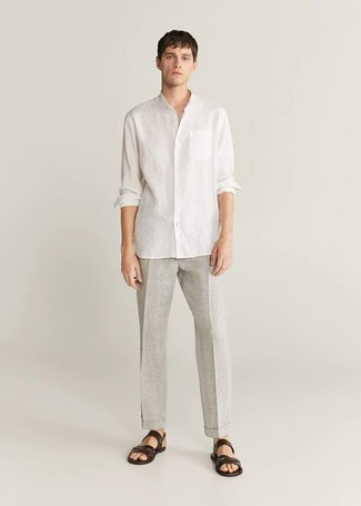 Какие брюки чинос носить с коричневыми сандалиями