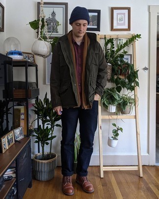 С чем носить коричневый шарф мужчине