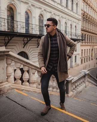 С чем носить коричневый шарф мужчине