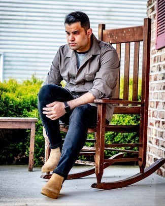 С чем носить коричневую куртку-рубашку мужчине