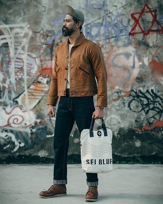С чем носить коричневую куртку-рубашку мужчине