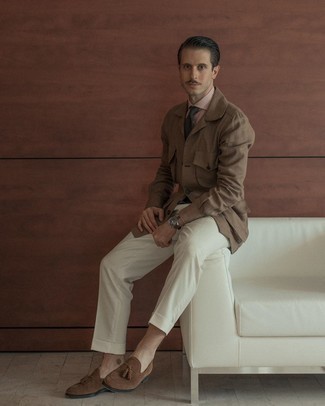 Какие лоферы носить с коричневой курткой-рубашкой мужчине