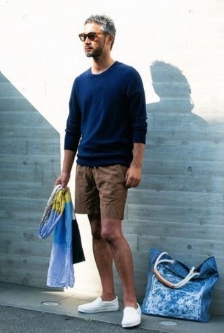 С чем носить коричневые шорты мужчине