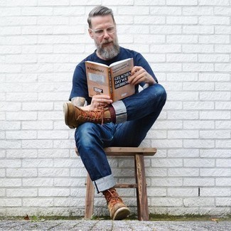 С чем носить коричневые носки мужчине