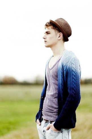 С чем носить коричневую соломенную шляпу мужчине