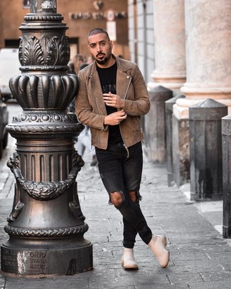 С чем носить коричневую замшевую косуху мужчине