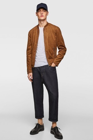 С чем носить коричневый замшевый бомбер мужчине