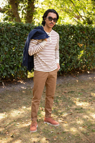 С чем носить коричневые замшевые туфли дерби