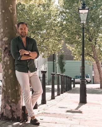 С чем носить коричневые замшевые мокасины мужчине