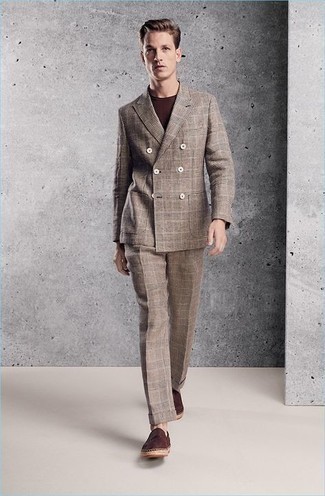 С чем носить коричневые замшевые эспадрильи мужчине