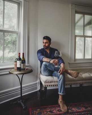 С чем носить коричневые замшевые лоферы мужчине