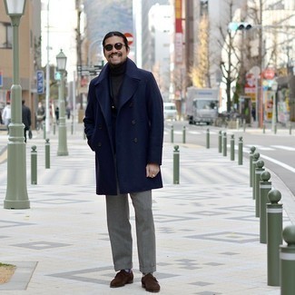 С чем носить коричневые замшевые монки