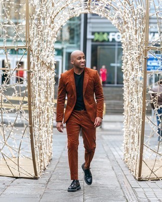 Какие туфли дерби носить с коричневым костюмом