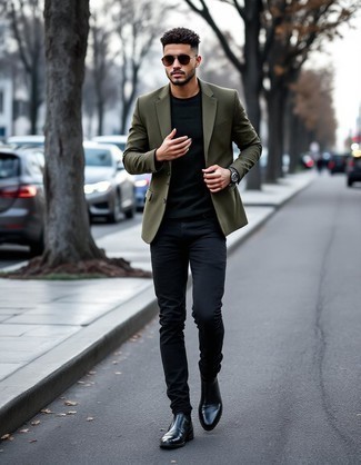 С чем носить коричневые солнцезащитные очки мужчине