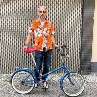 С чем носить коричневые солнцезащитные очки мужчине