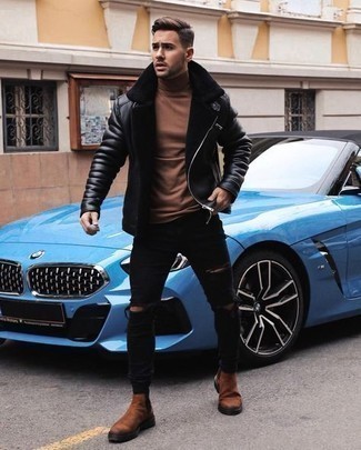 Какие джинсы носить с коричневой водолазкой мужчине