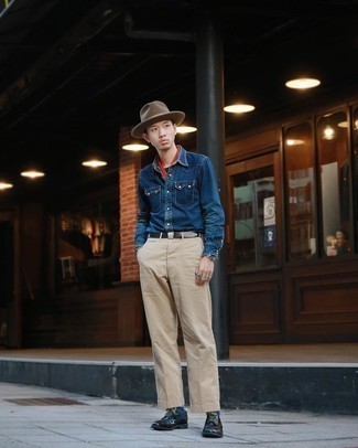 С чем носить коричневую шерстяную шляпу мужчине